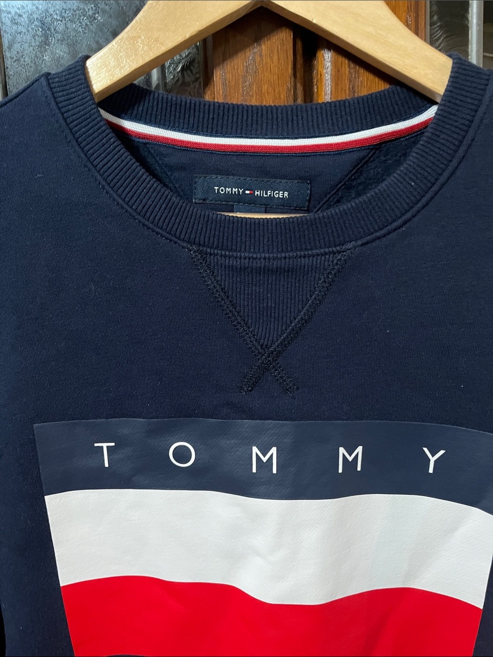 Tommy Hilfiger Fleece Crewneck Sweatshirt with Red & White Logo Panel Medium - Picture 6 of 7